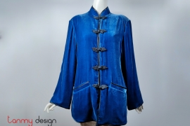 Blue velvet coat with plaited buttons